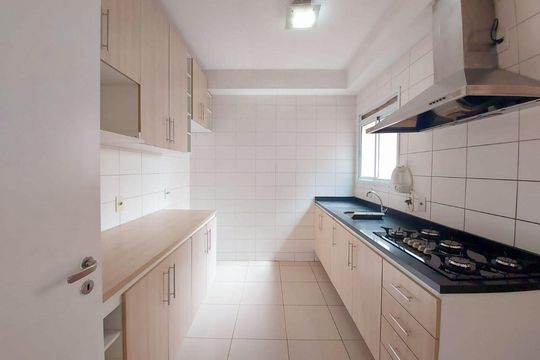 Apartamento à venda com 4 quartos, 105m² em Jardim Tupanci, Barueri