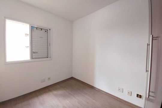 Apartamento à venda com 4 quartos, 105m² em Jardim Tupanci, Barueri