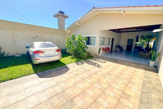 Casa para alugar com 4 quartos, 167m² em Cachoeira do Bom Jesus Leste, Florianópolis