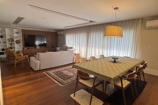 Apartamento para alugar com 4 quartos, 245m² em Tijuca, Rio de Janeiro