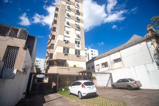 Fachada de apartamento para alugar com 1 quarto, 45m² em Farroupilha, Porto Alegre