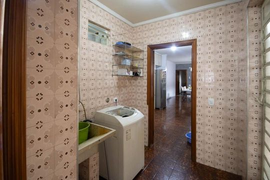 Área de Serviço de casa para alugar com 4 quartos, 250m² em Vila Medeiros, São Paulo