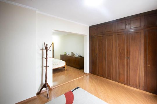 Suíte de casa para alugar com 4 quartos, 250m² em Vila Medeiros, São Paulo