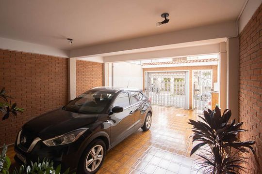 Garagem de casa para alugar com 4 quartos, 250m² em Vila Medeiros, São Paulo