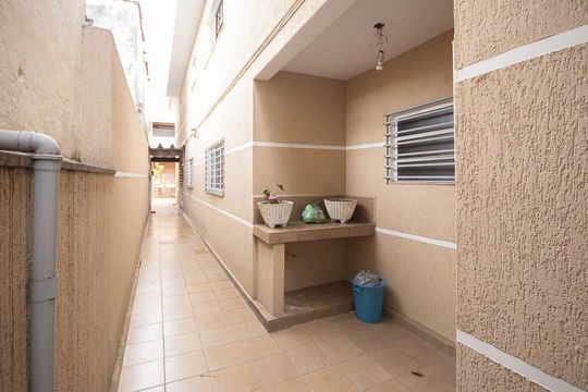 Corredor de casa para alugar com 4 quartos, 250m² em Vila Medeiros, São Paulo