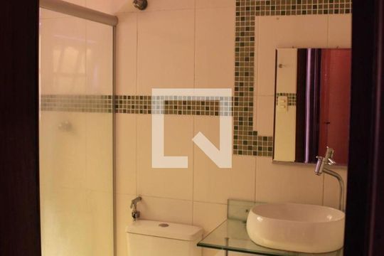 Casa à venda com 3 quartos, 120m² em Jardim Lourdes, São Paulo