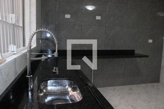 Casa à venda com 3 quartos, 120m² em Jardim Lourdes, São Paulo