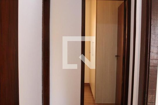 Casa à venda com 3 quartos, 120m² em Jardim Lourdes, São Paulo