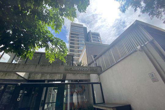 Fachada de apartamento à venda com 2 quartos, 62m² em Vila Olímpia, São Paulo