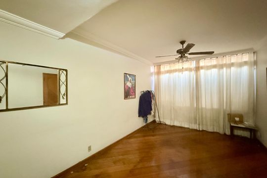 Sala de casa à venda com 3 quartos, 115m² em Campo Belo, São Paulo