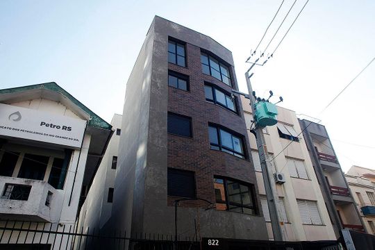Fachada de apartamento para alugar com 1 quarto, 65m² em Centro Histórico, Porto Alegre
