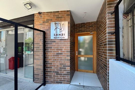 Fachada de apartamento para alugar com 1 quarto, 30m² em Centro Histórico, Porto Alegre