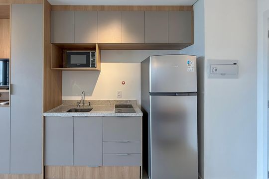 Cozinha de apartamento à venda com 1 quarto, 25m² em Santo Amaro, São Paulo