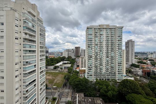 Vista de apartamento à venda com 1 quarto, 25m² em Santo Amaro, São Paulo