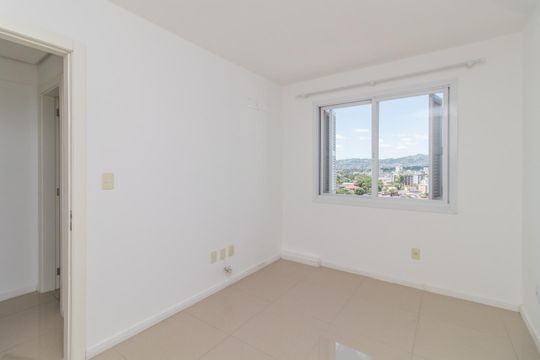 Quarto 2 de apartamento para alugar com 2 quartos, 60m² em Santana, Porto Alegre