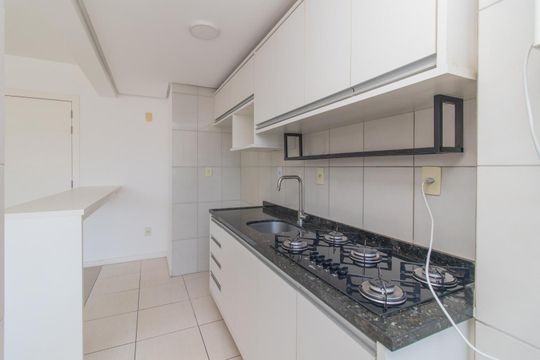 Cozinha e Área de Serviço de apartamento para alugar com 2 quartos, 60m² em Santana, Porto Alegre