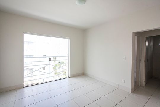 Apartamento para alugar com 2 quartos, 45m² em Tubalina, Uberlândia