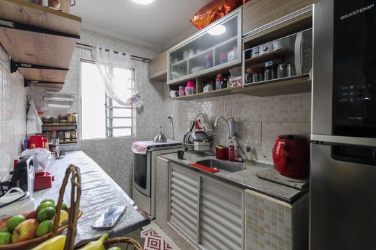 Cozinha de apartamento à venda com 2 quartos, 52m² em Itaquera, São Paulo