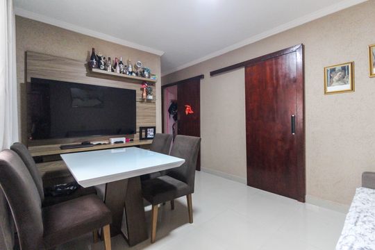 Sala de apartamento à venda com 2 quartos, 52m² em Itaquera, São Paulo