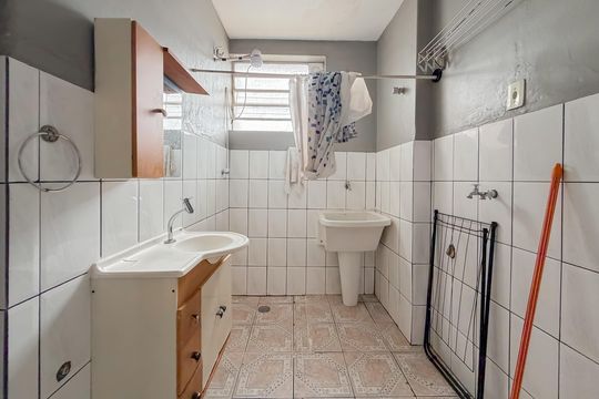 Banheiro de kitnet/studio para alugar com 1 quarto, 40m² em Sé, São Paulo