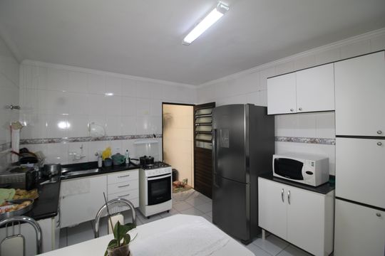 Cozinha de casa à venda com 3 quartos, 210m² em Parque Peruche, São Paulo
