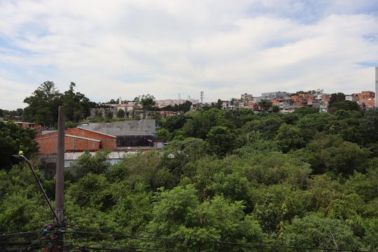 vista  de casa para alugar com 2 quartos, 305m² em Vila Izabel, Guarulhos