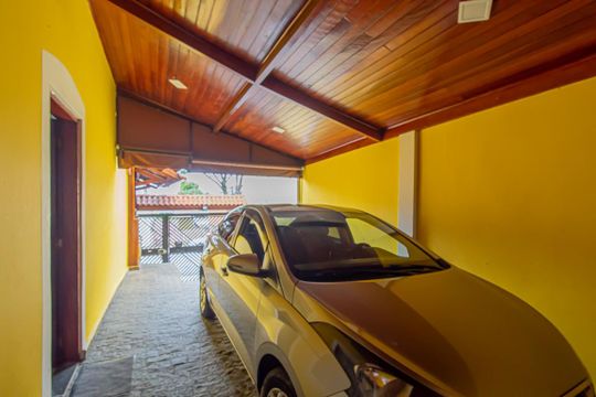 Garagem de casa para alugar com 3 quartos, 350m² em Jardim Popular, São Paulo