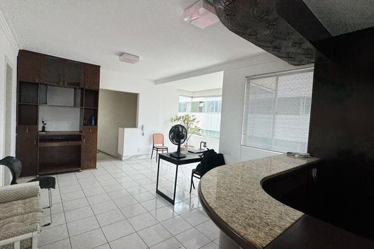 Apartamento à venda com 3 quartos, 165m² em Santa Efigênia, Belo Horizonte