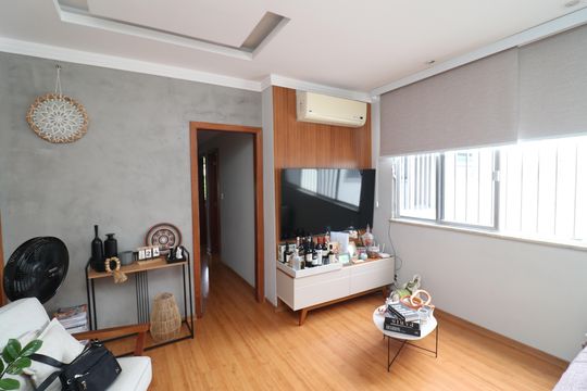 Sala de apartamento à venda com 3 quartos, 80m² em Portuguesa, Rio de Janeiro