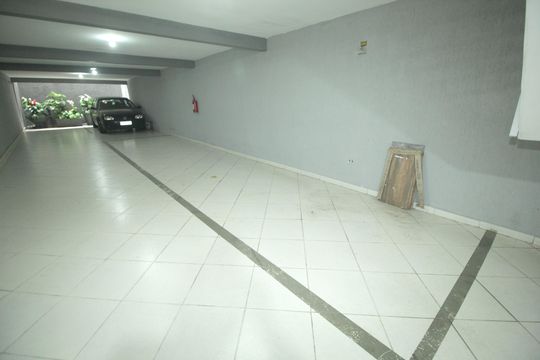 Garagem de apartamento à venda com 3 quartos, 140m² em Vila Humaita, Santo André