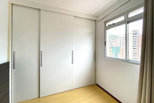 Suite de apartamento para alugar com 1 quarto, 40m² em Carmo, Belo Horizonte