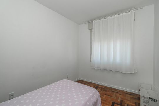 Quarto de apartamento à venda com 1 quarto, 37m² em Jardim Dona Leopoldina, Porto Alegre