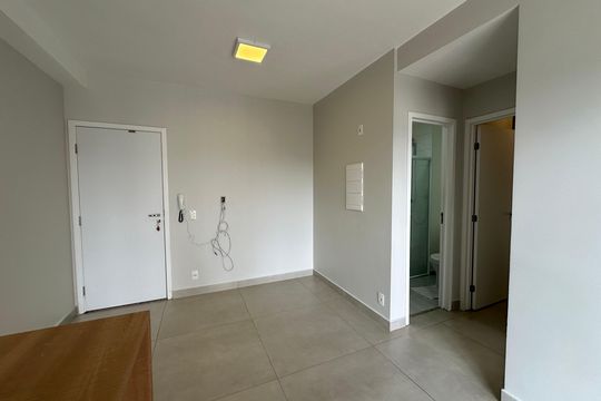 Sala de apartamento para alugar com 2 quartos, 54m² em Alphaville Empresarial, Barueri