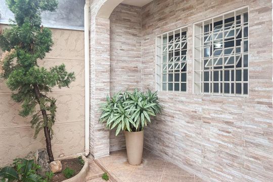 Área externa de casa à venda com 4 quartos, 188m² em Renascença, Belo Horizonte