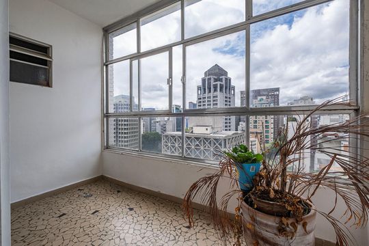 Quarto 2 - Varanda de apartamento à venda com 3 quartos, 186m² em Jardim Europa, São Paulo