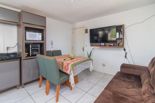 Sala de apartamento para alugar com 2 quartos, 55m² em Vila Nova, Porto Alegre