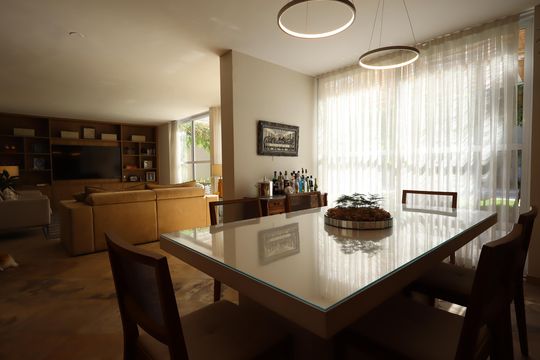 Sala de Jantar de casa para alugar com 3 quartos, 350m² em Morumbi, São Paulo
