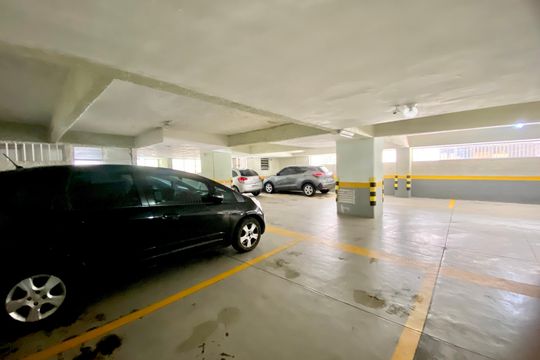 Garagem de apartamento à venda com 3 quartos, 85m² em Copacabana, Rio de Janeiro
