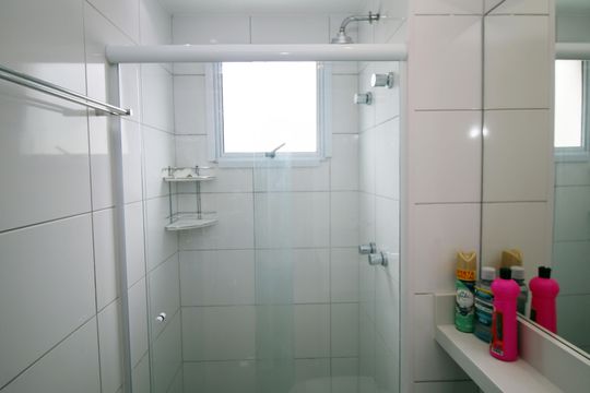 Banheiro de apartamento à venda com 2 quartos, 46m² em Colégio, Rio de Janeiro