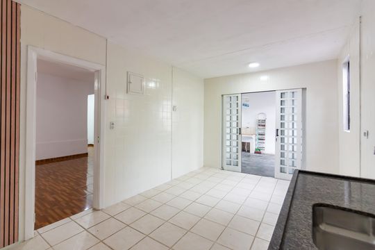Cozinha de casa para alugar com 3 quartos, 120m² em Bela Vista, Osasco
