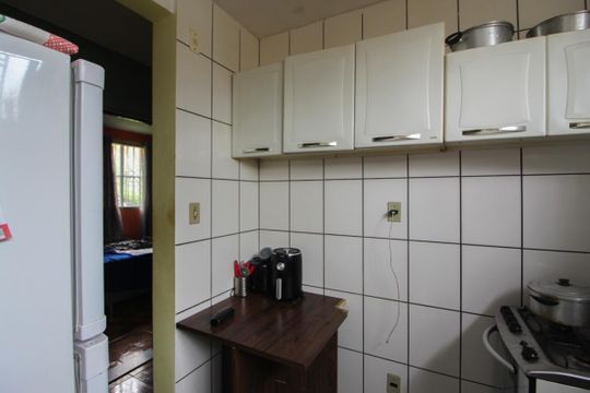 Cozinha de apartamento à venda com 2 quartos, 50m² em Juliana, Belo Horizonte
