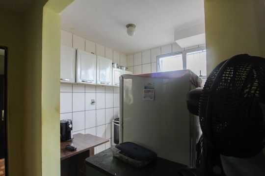 Cozinha de apartamento à venda com 2 quartos, 50m² em Juliana, Belo Horizonte