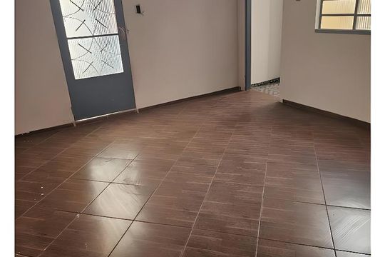 Casa para alugar com 3 quartos, 400m² em Cambuci, São Paulo