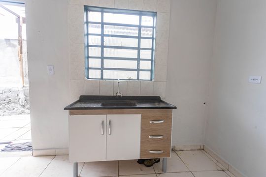 Casa à venda com 1 quarto, 40m² em Vila Santa Antonia, Diadema