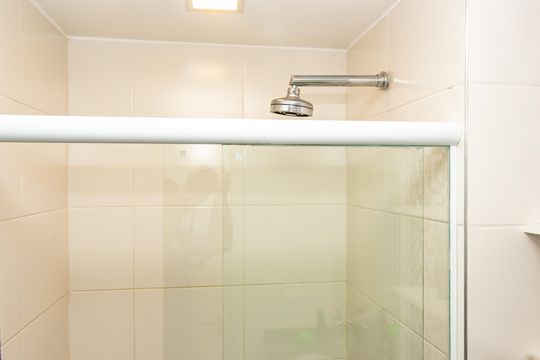 Banheiro da Suíte de apartamento à venda com 2 quartos, 80m² em Campininha, São Paulo