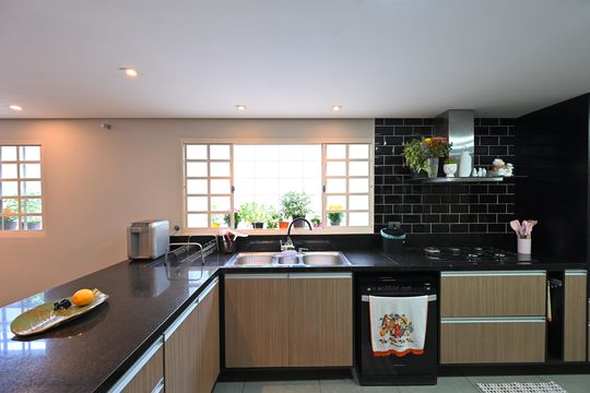 Cozinha de casa para alugar com 3 quartos, 230m² em Vila Monte Alegre, São Paulo