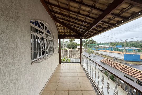 Casa à venda com 3 quartos, 460m² em Bandeirantes (Pampulha), Belo Horizonte