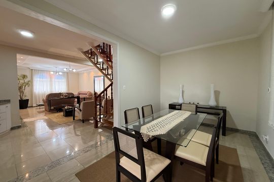 Casa à venda com 3 quartos, 460m² em Bandeirantes (Pampulha), Belo Horizonte