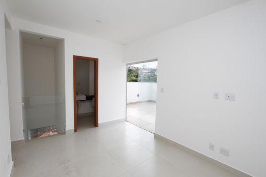 Cobertura de apartamento à venda com 3 quartos, 150m² em Salgado Filho, Belo Horizonte