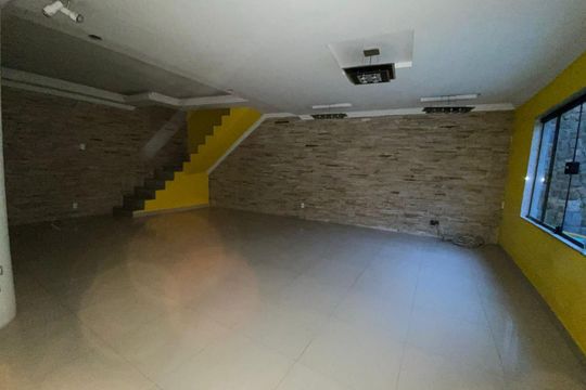 Sala de casa para alugar com 3 quartos, 1m² em Vila Leopoldina, Duque de Caxias